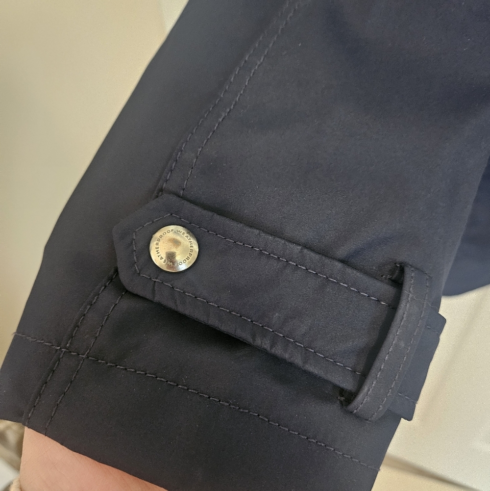 Navy Rainjacket - Picture 4 of 9